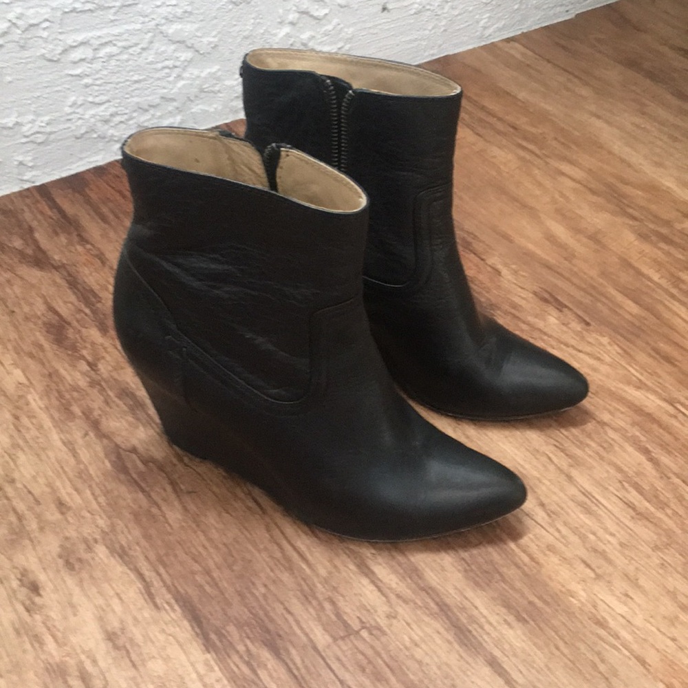 FRYE Regina Booties